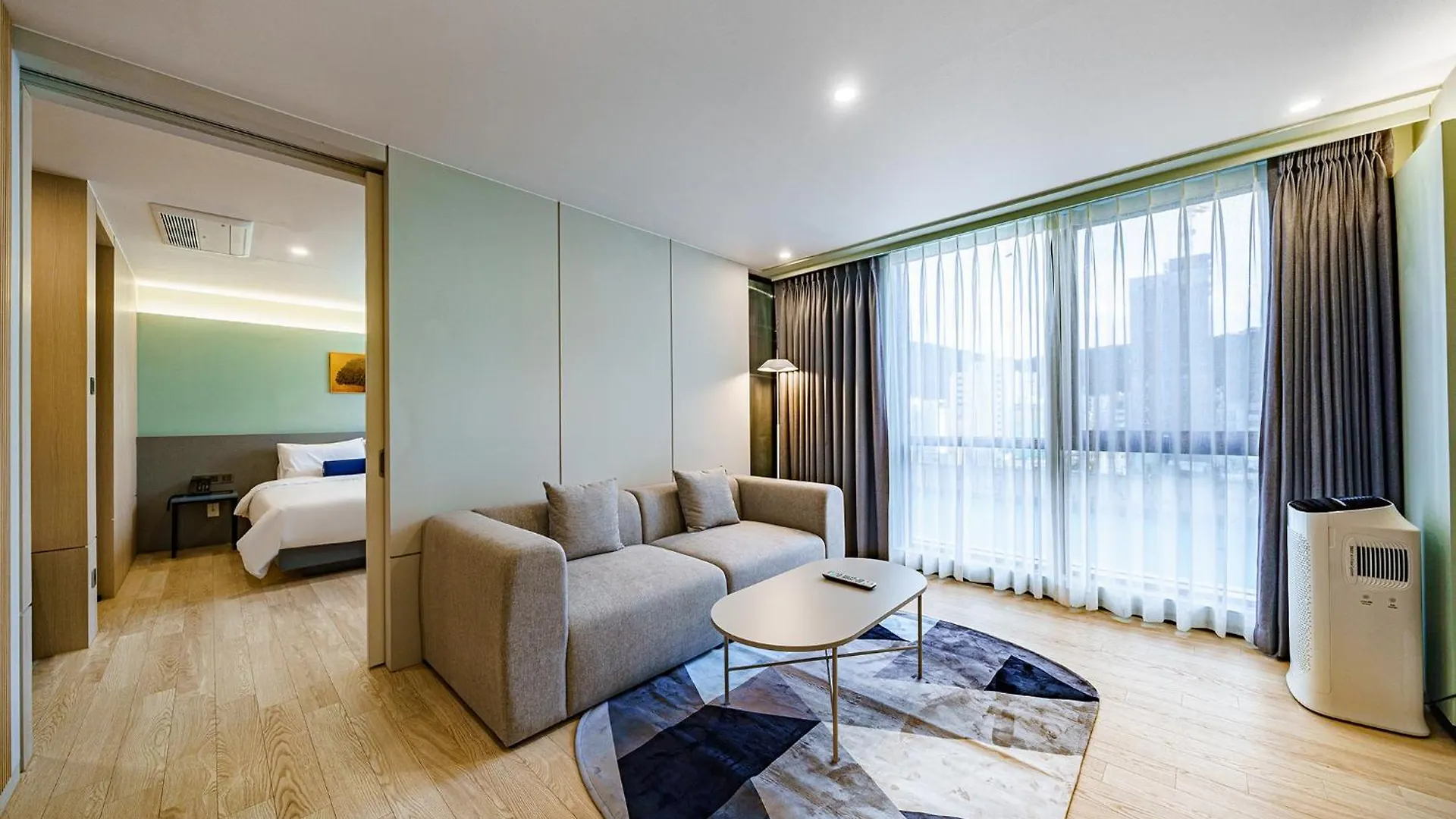 Hound Hotel Hadan Busan