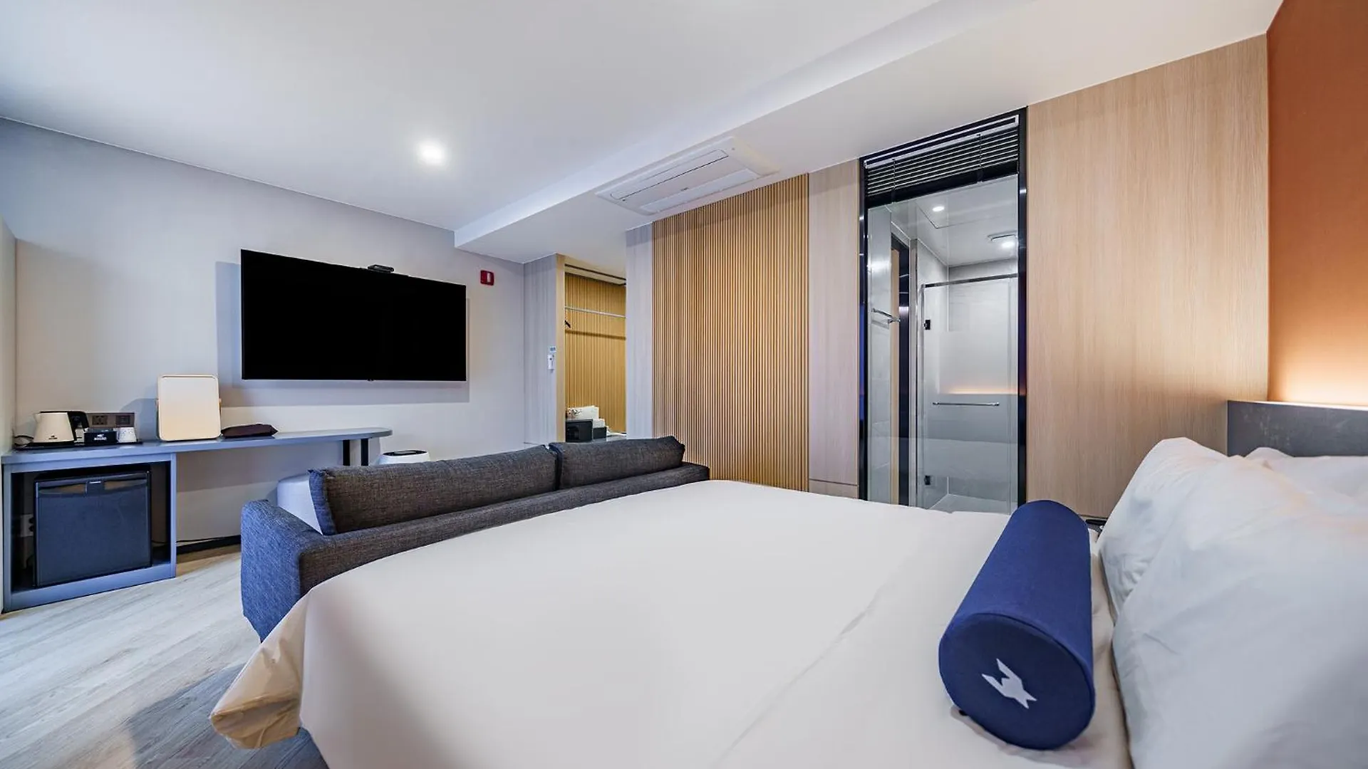 Hound Hotel Hadan Busan